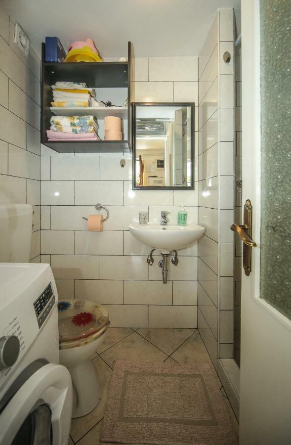 Apartman Ana Lovran Zewnętrze zdjęcie